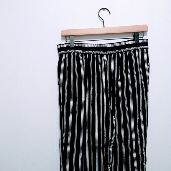 Loft striped pants with pockets - Picture 6 of 6